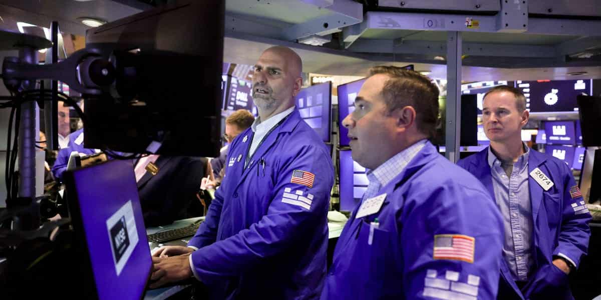 US bond yields hit 2-decade highs as inflation, debt fears collide