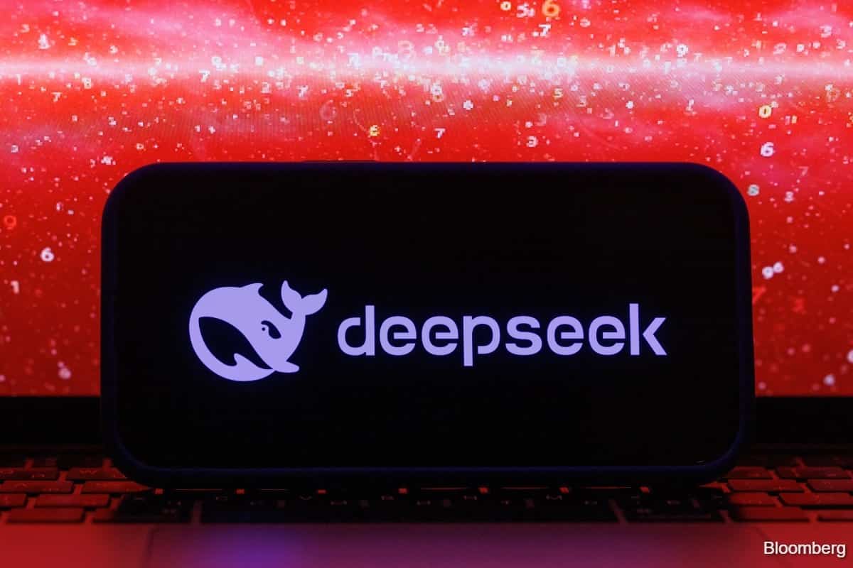 DeepSeek Plans Major Huawei AI Chip Order for Inner Mongolia Data Center