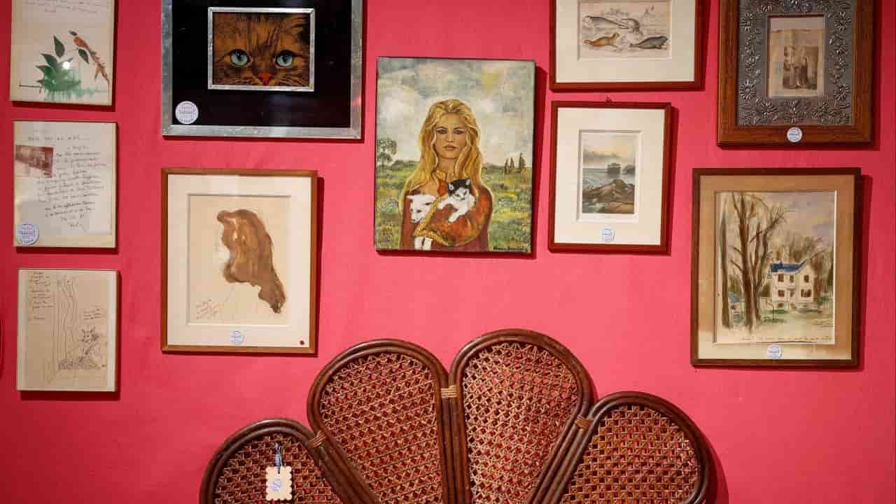 Brigitte Bardot belongings fetch $1.15 million at Paris auction