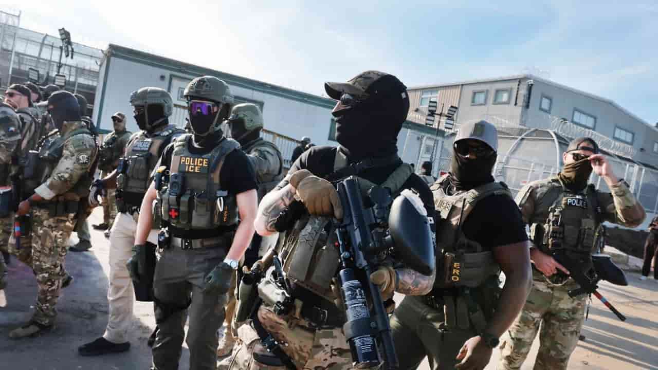ICE agents patrol airports to arrest visa overstayers