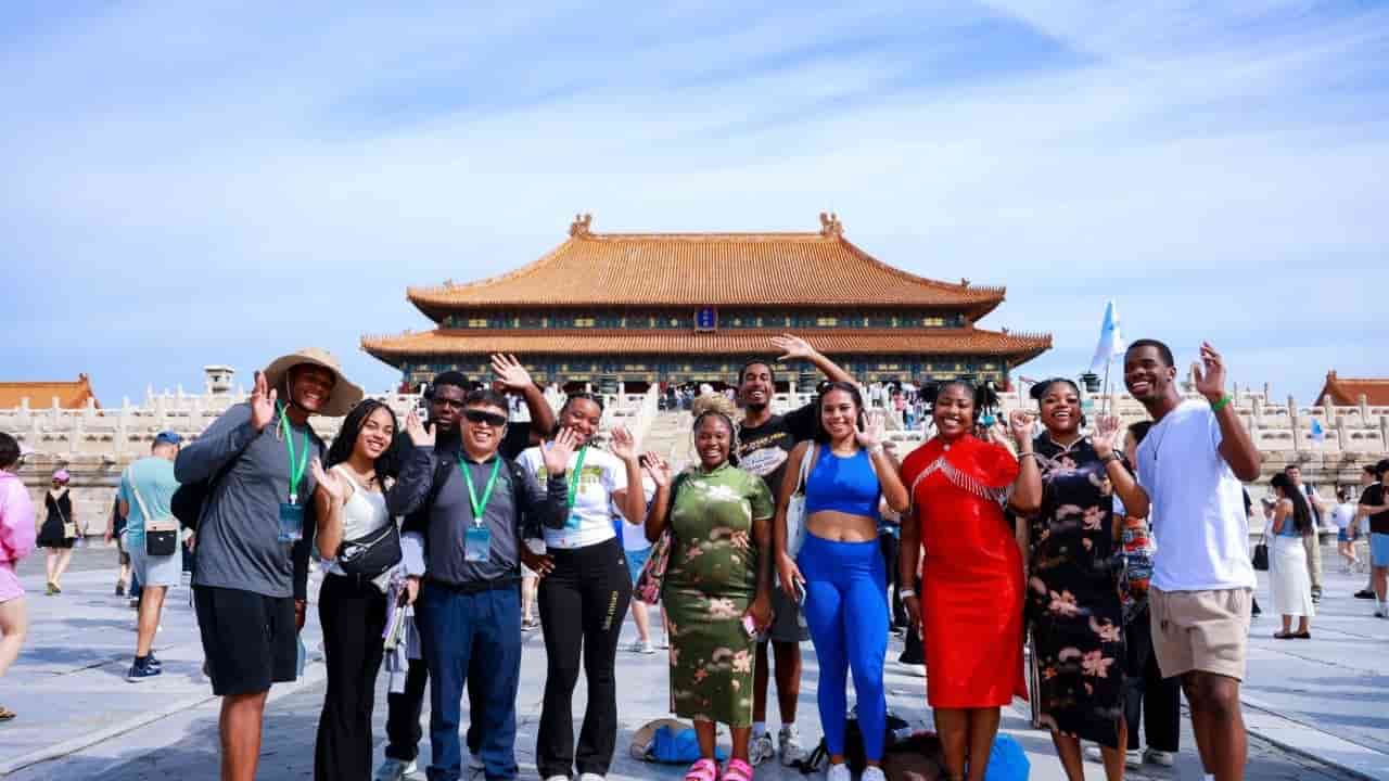 Xi Jinping urges China, US youth to boost cooperation