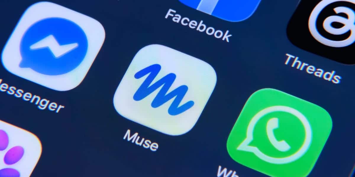 Business Insider seeks user experiences with AI agents
