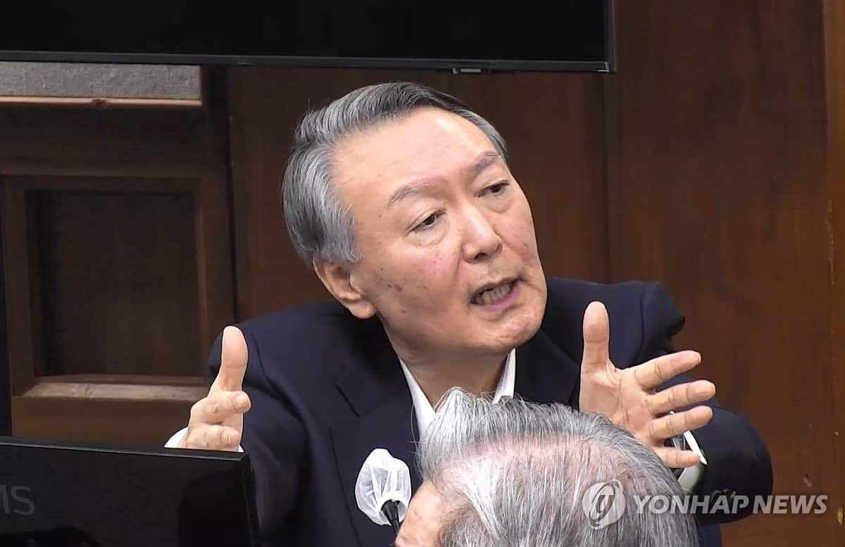 Special counsel again seeks death penalty for ex-President Yoon over martial law declaration