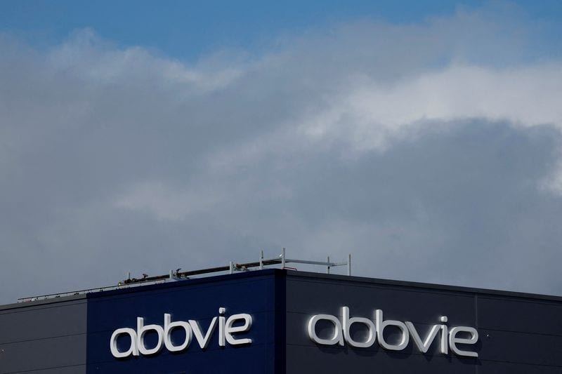 AbbVie trims 2026 profit view on Apogee deal, tops Q2 estimates