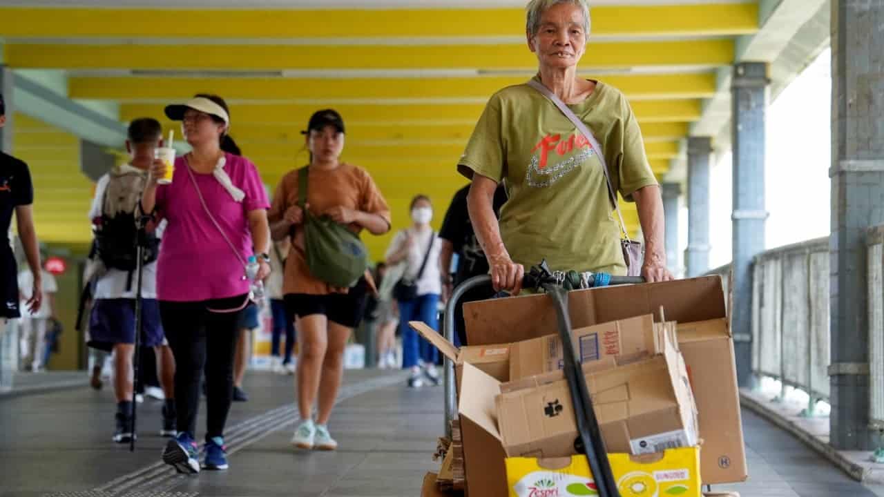 Hong Kong cardboard scavengers face hardship as prices drop