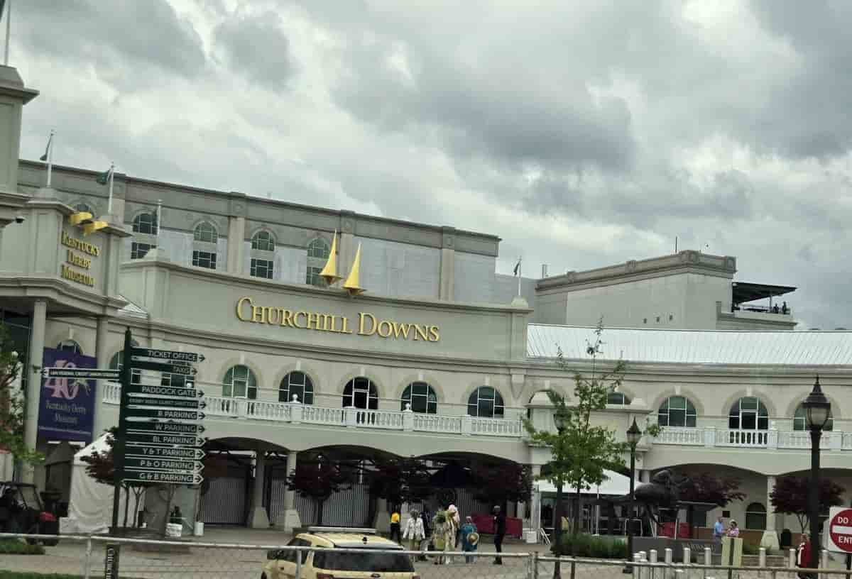 Churchill Downs to Sell 9 Casinos to Focus on Horse Racing