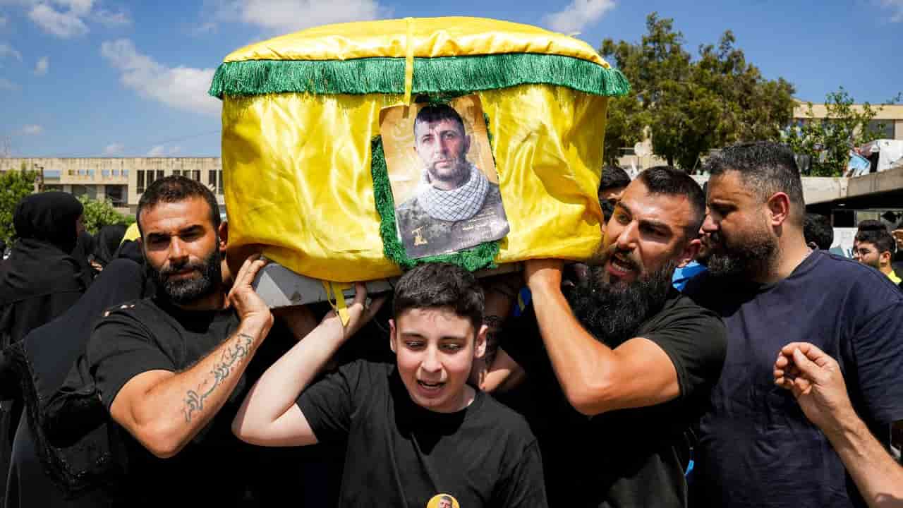 Israel-Lebanon talks extended for another day
