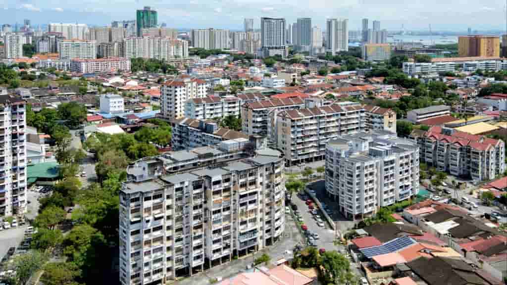 Malaysia offers Chinese investors Singapore’s stability at Thailand prices
