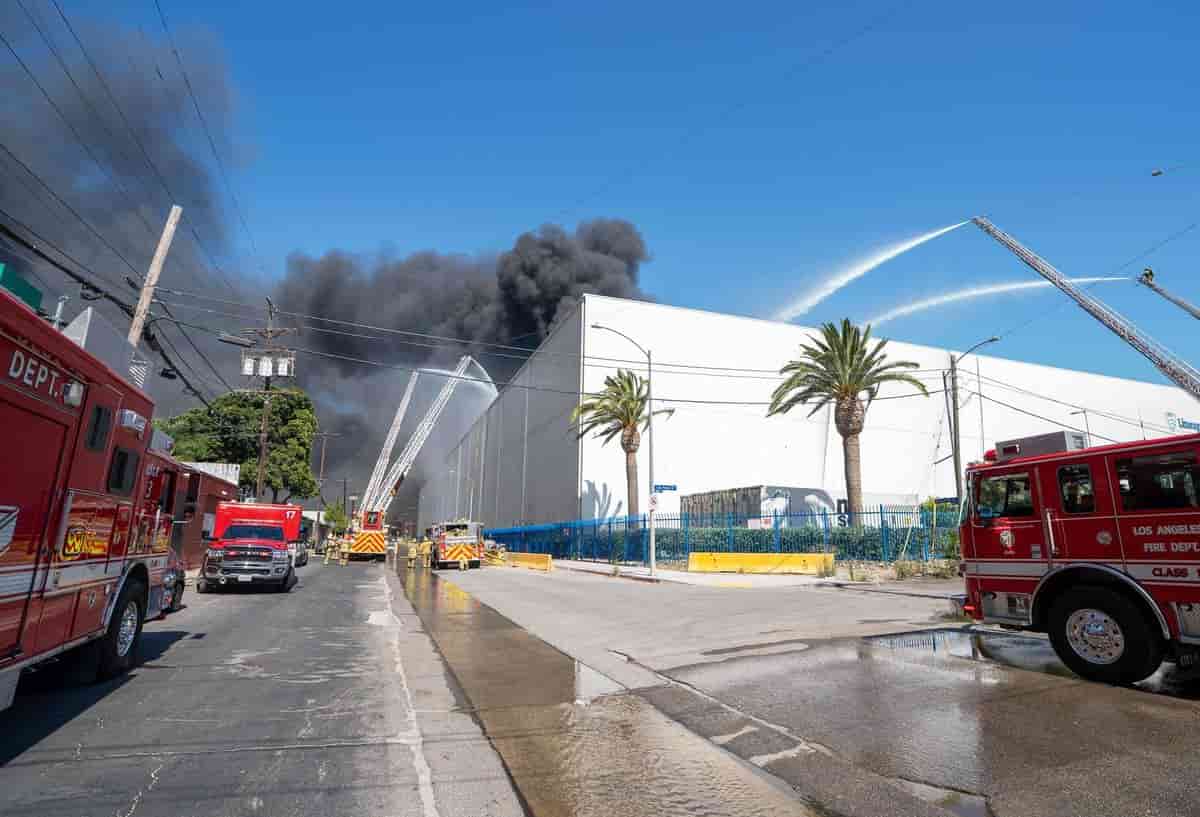 Boyle Heights Warehouse Fire Prompts Emergency Declarations