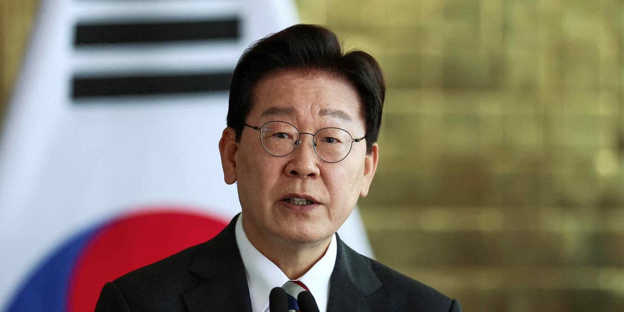 South Korean President Lee Jae Myung faces scrutiny over police reform amid misconduct allegations