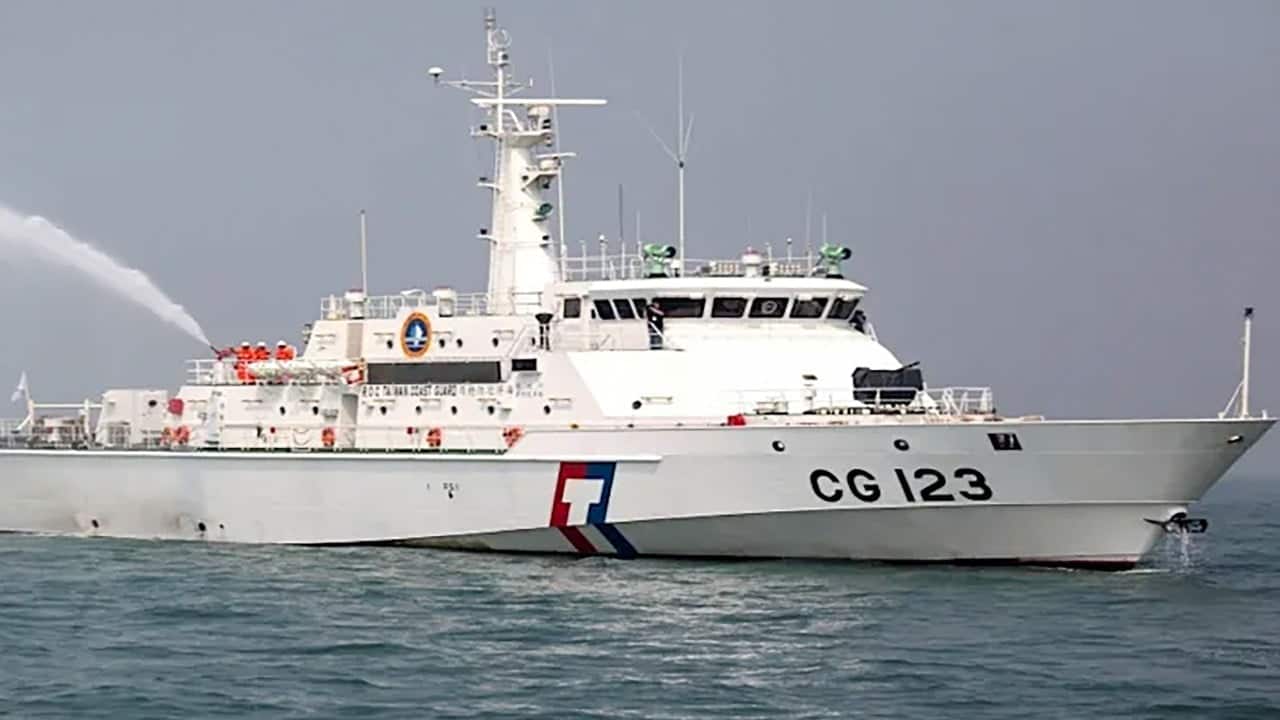 Taipei donates coastguard vessel to Manila amid South China Sea tensions