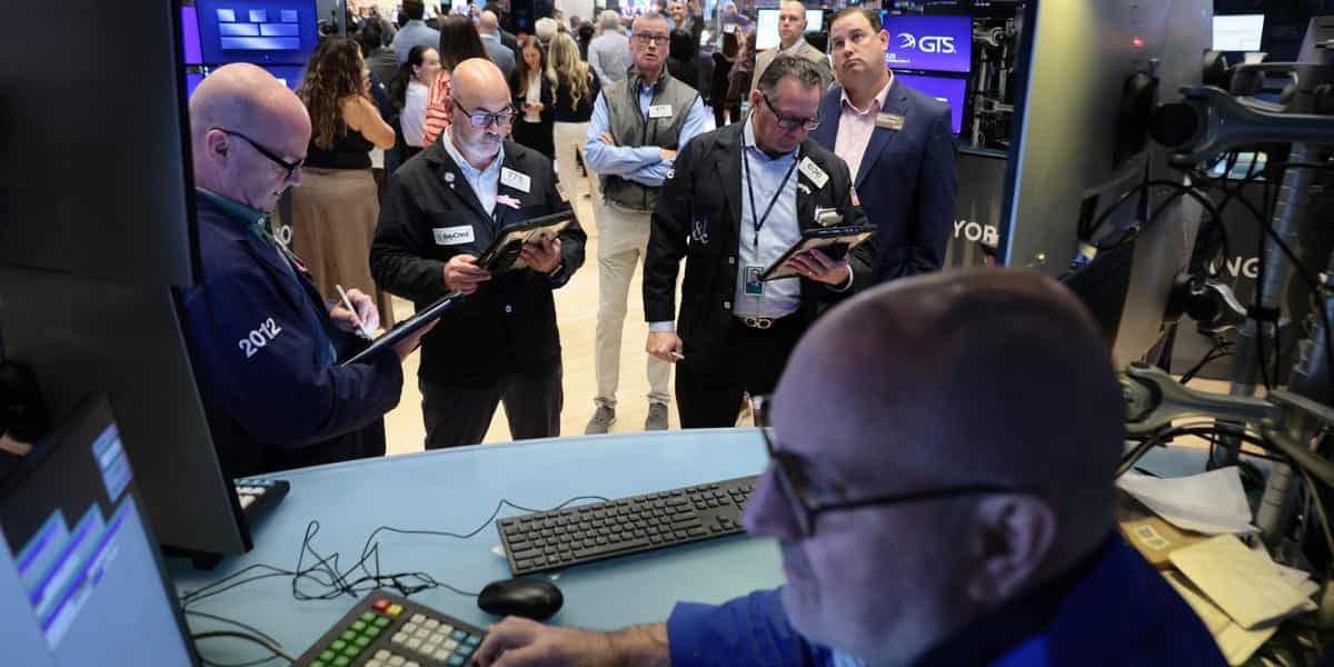 Dow plunges 500 points as Middle East tensions send oil soaring