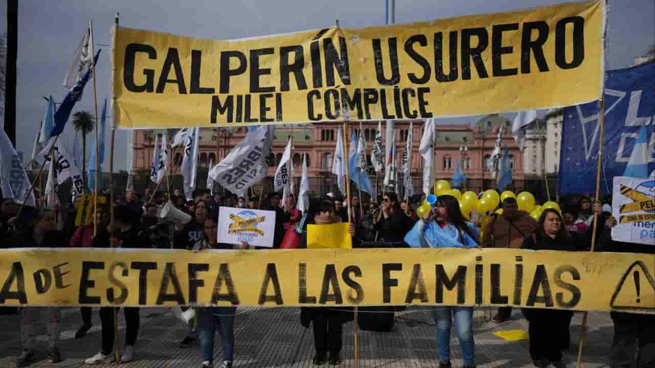 Argentina's Young Debtors Test Milei's Support Amid Economic Squeeze
