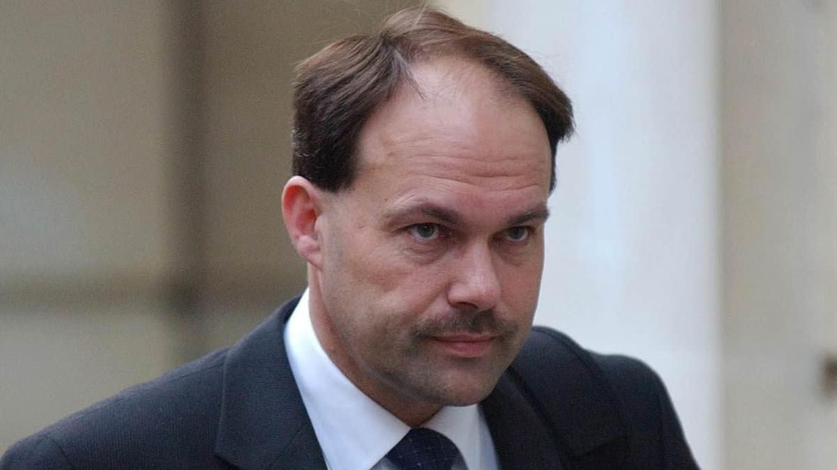 Man who murdered wife and hid body to be released from prison