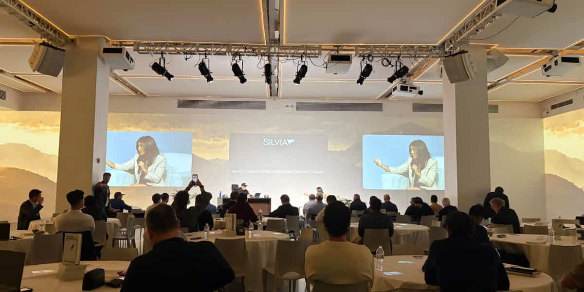 Retail investors focus on agentic AI at investor summit