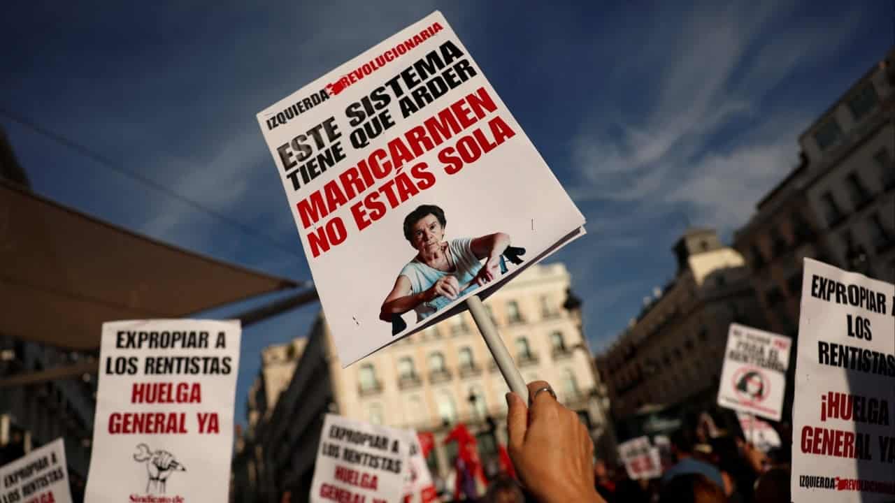 Thousands protest evictions in Spain amid housing crisis