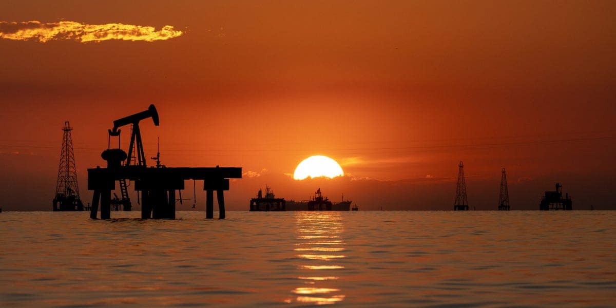 Wall Street abandons hope for quick end to global oil shock