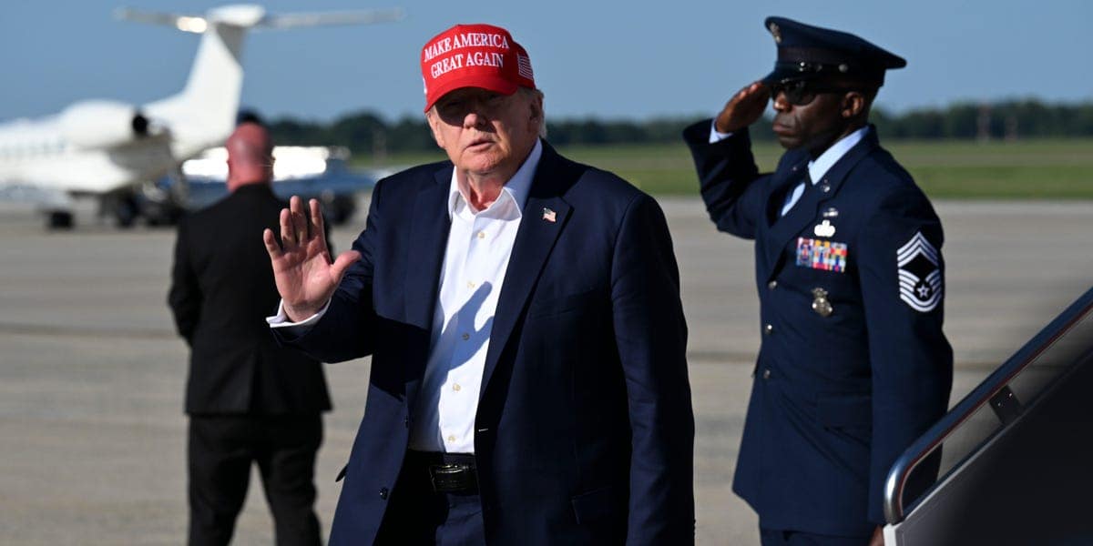 Trump floats $5,000 dividend, lower rates, risking inflation