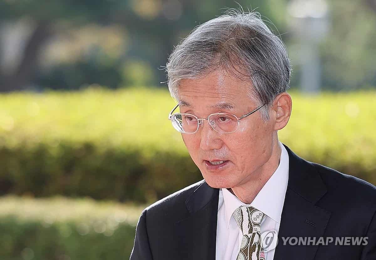 Ruling party seeks probe into Supreme Court chief amid impeachment calls