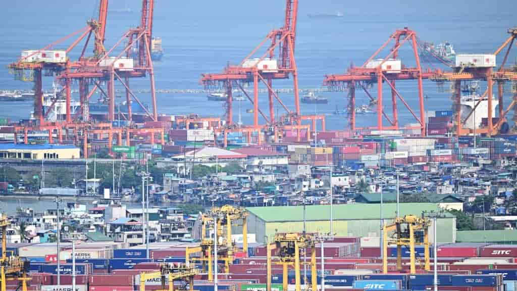 Philippines seeks FDI gains amid regional competition
