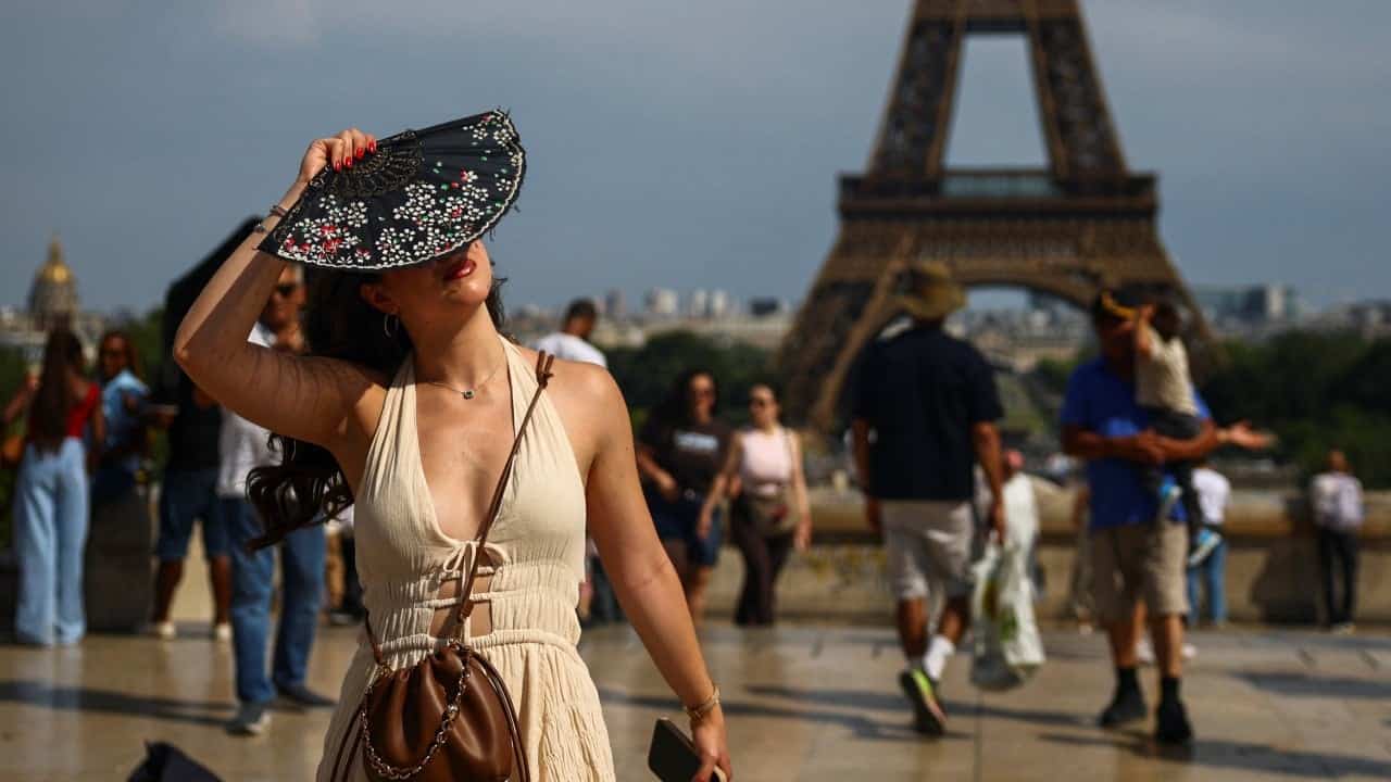 Europeans embrace air conditioning amid heatwaves
