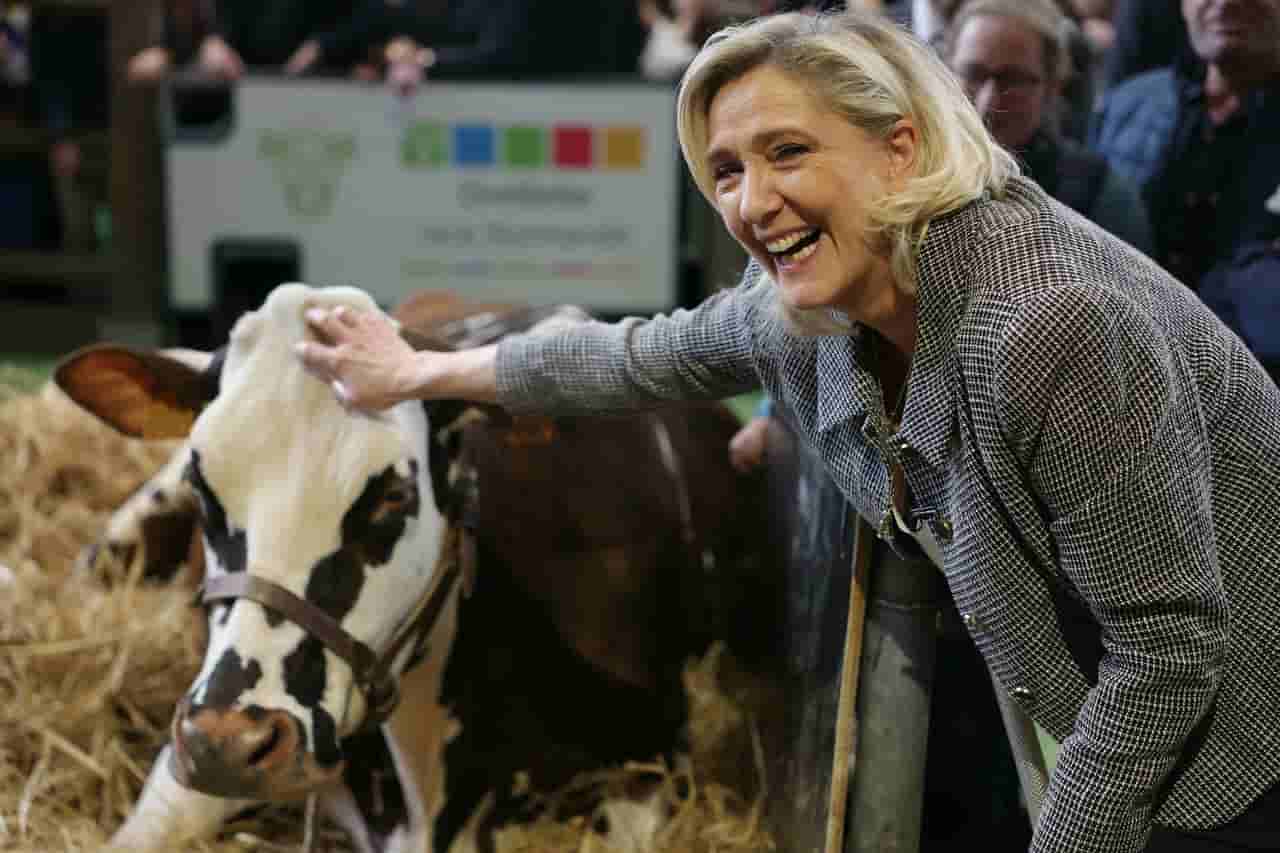 Le Pen opposes Ukraine EU membership over farming fears