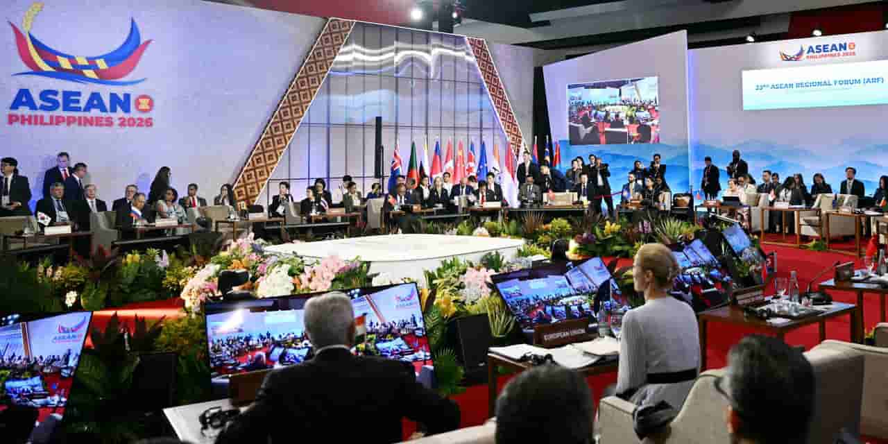 ASEAN, major powers tackle regional security threats at annual meeting