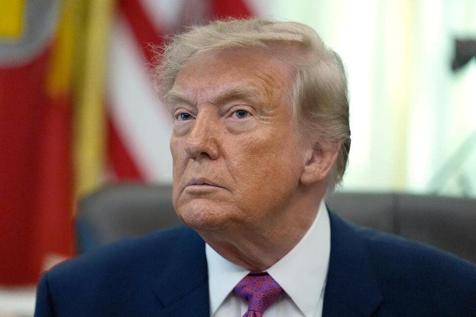Trump renames Lake Ontario 'Lake America' amid trade dispute with Canada