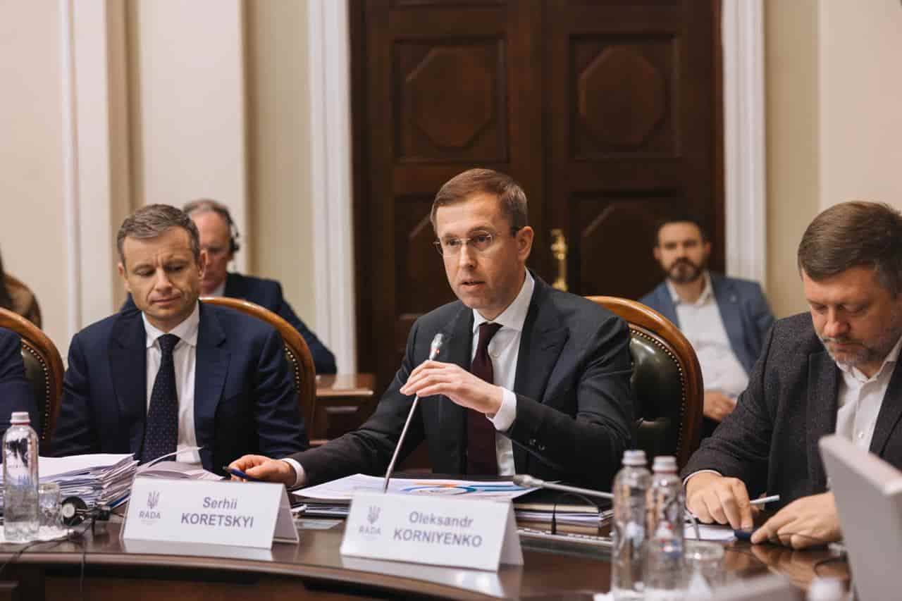 Ukraine budget nears critical point, Kyiv urges lawmakers to pass finance bills