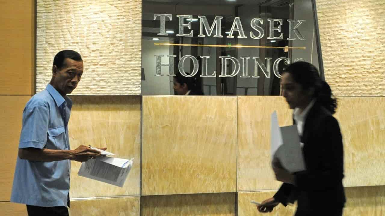 Temasek backs Singapore Airlines' Air India investment
