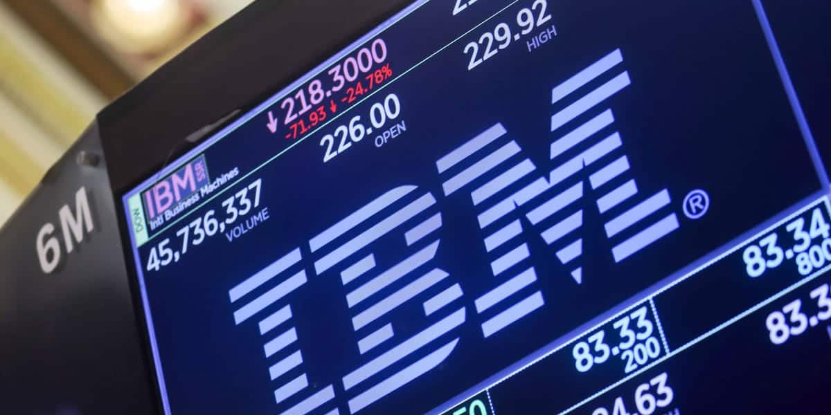 IBM Earnings Plunge 25% After Missing Estimates, Highlighting AI Trade Shift