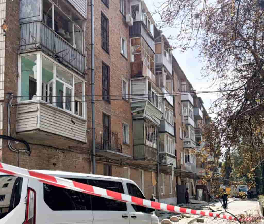 Russian glide bomb strikes on Sumy kill 2, injure 23 including 4 children