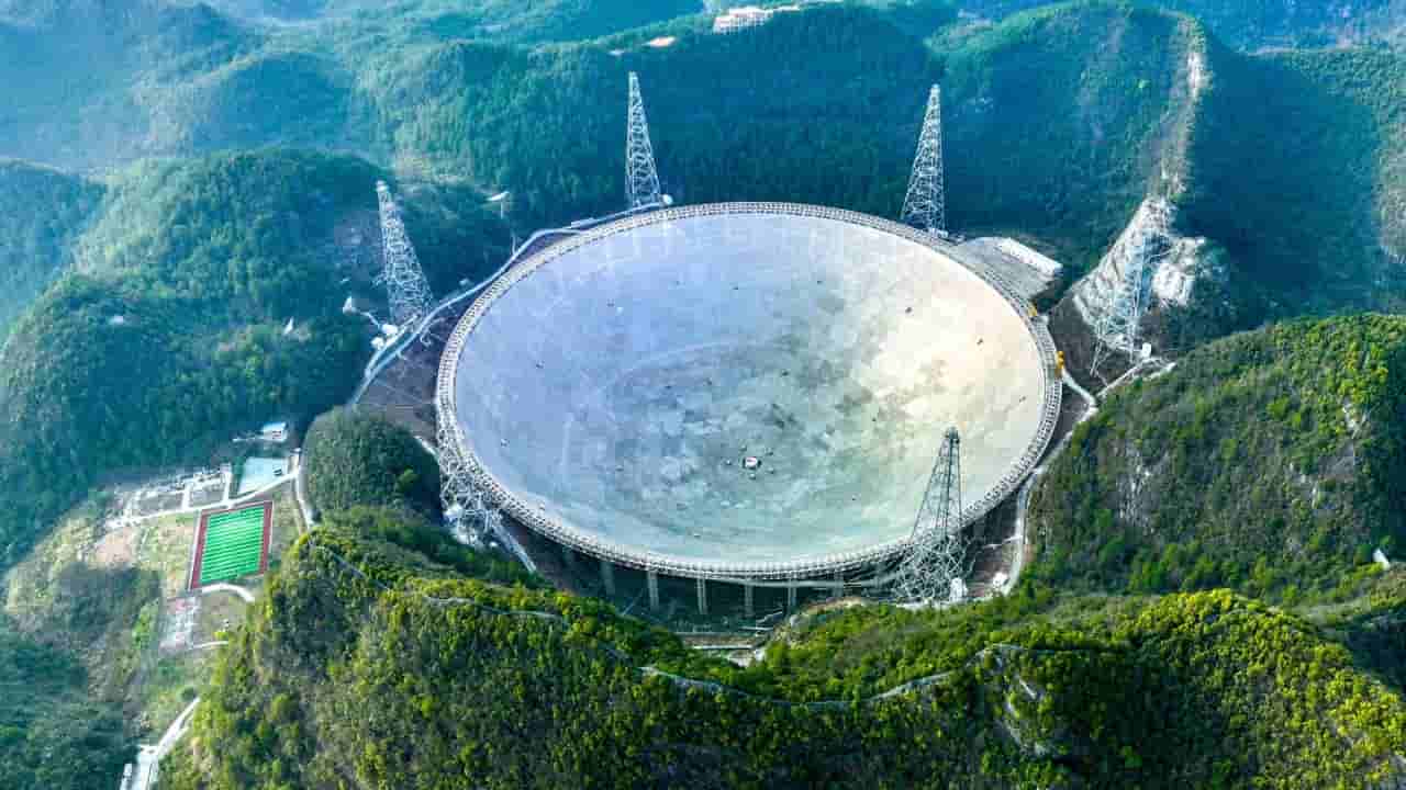 China's FAST telescope maps neutral hydrogen, the cosmic gas for making stars