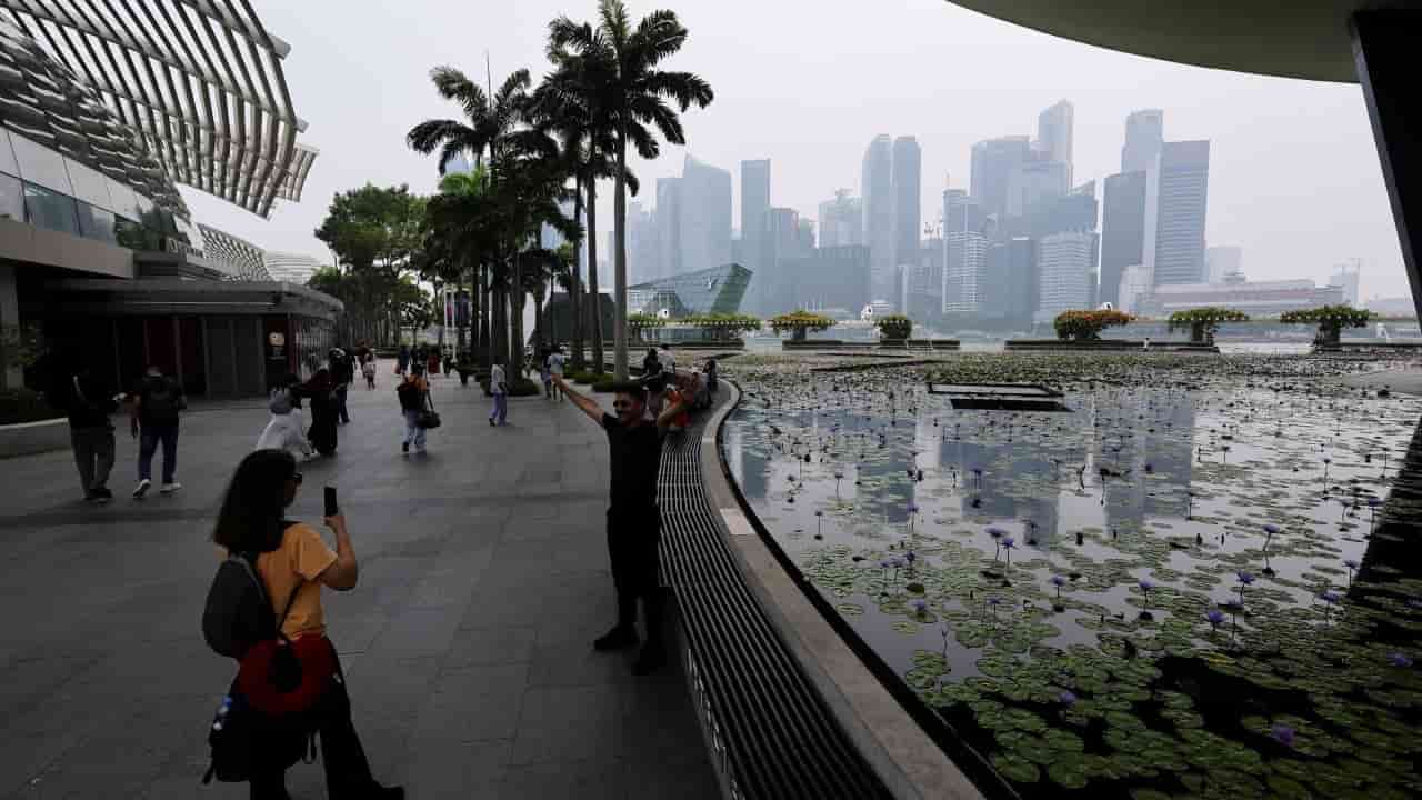 Gulf firms seek Hong Kong, Singapore hubs amid Iran conflict