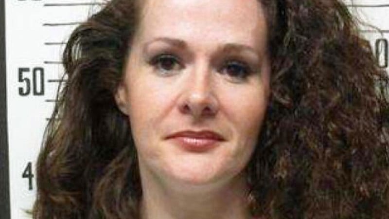 Tennessee suspends executions after botched lethal injection of Christa Pike