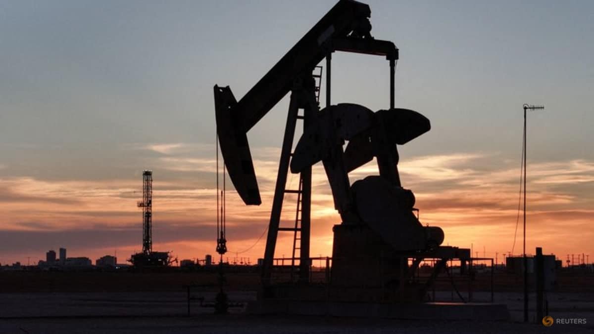 Oil prices fall on improved supply outlook and hopes for US-Iran talks