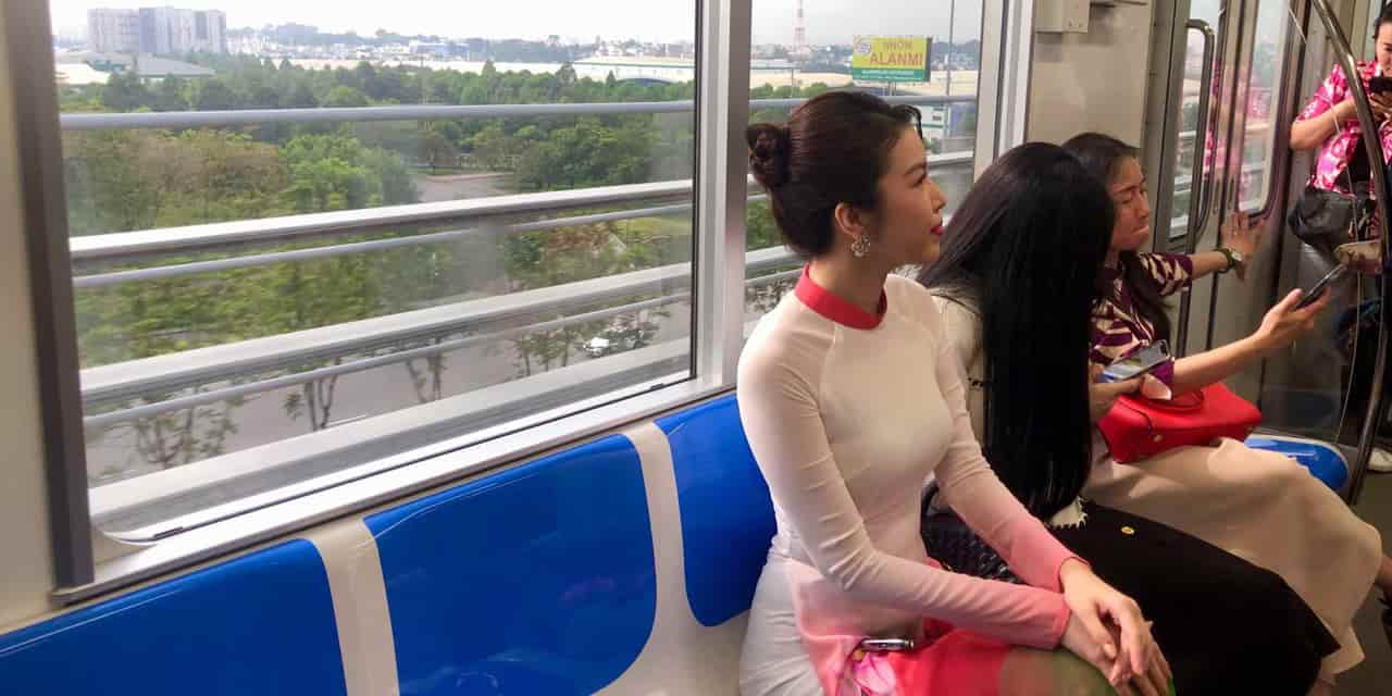 UK eyes Vietnam infrastructure financing with $2.5bn metro deal