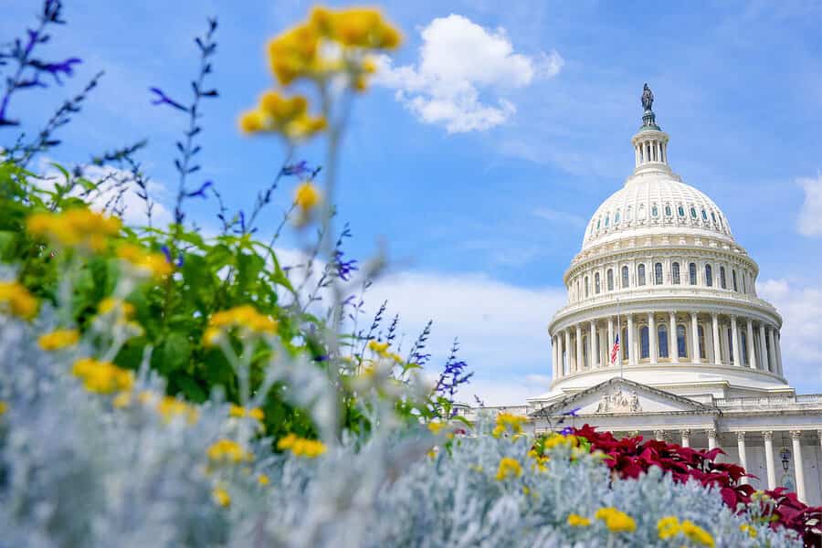 US national debt crisis looms as Congress prioritizes spending over fiscal responsibility