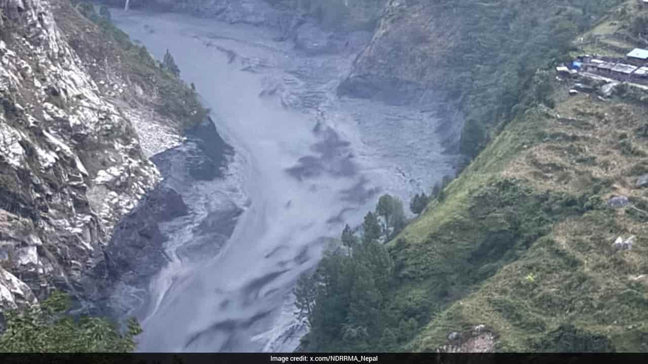 Nepal flash flood destroys homes and bridges
