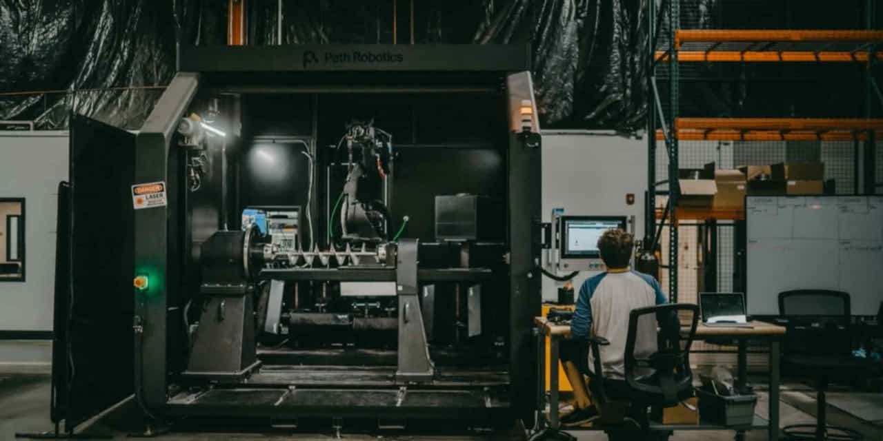 Resonac, Nitto Denko to invest in US fund for AI hardware