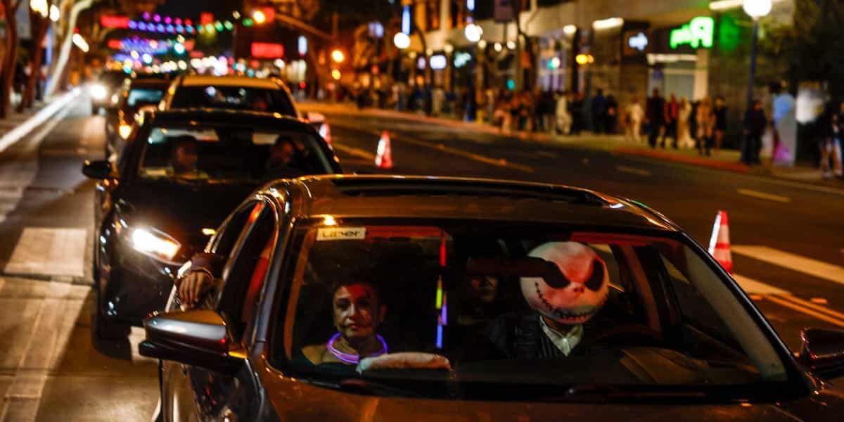 Halloween is busiest day for Uber, Lyft drivers