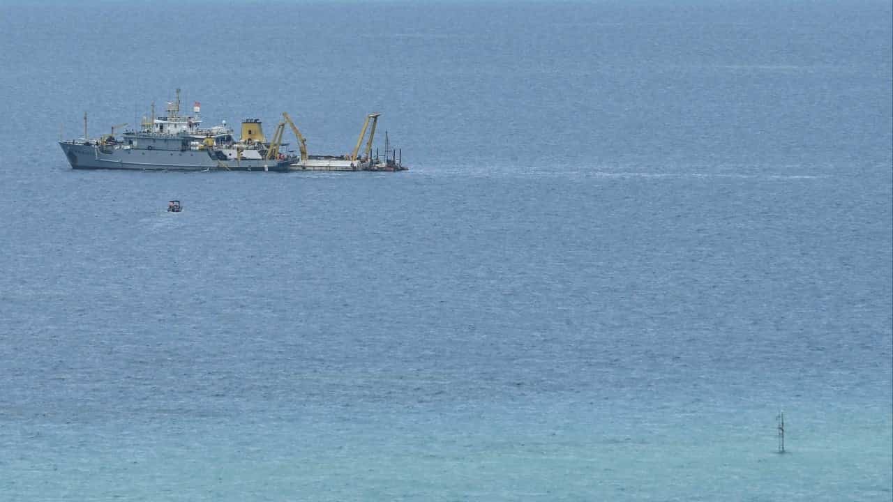 Philippines president may summon China envoy over "threat" remarks