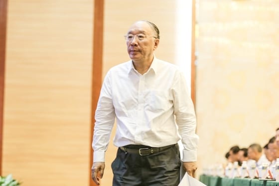 Chinese Authorities Detain Son of Former Chongqing Mayor Huang Qifan