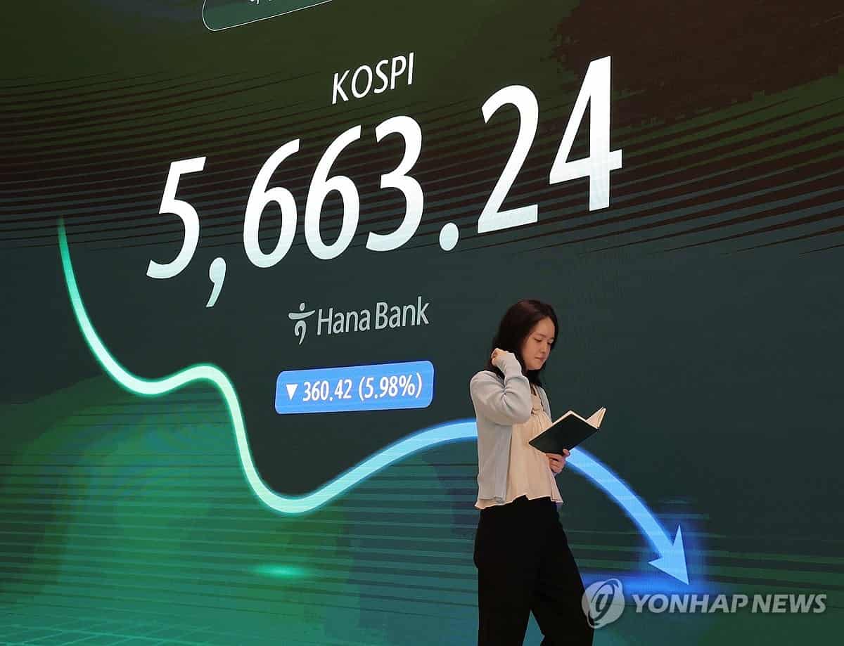 South Korean stocks post steepest monthly decline since 2008
