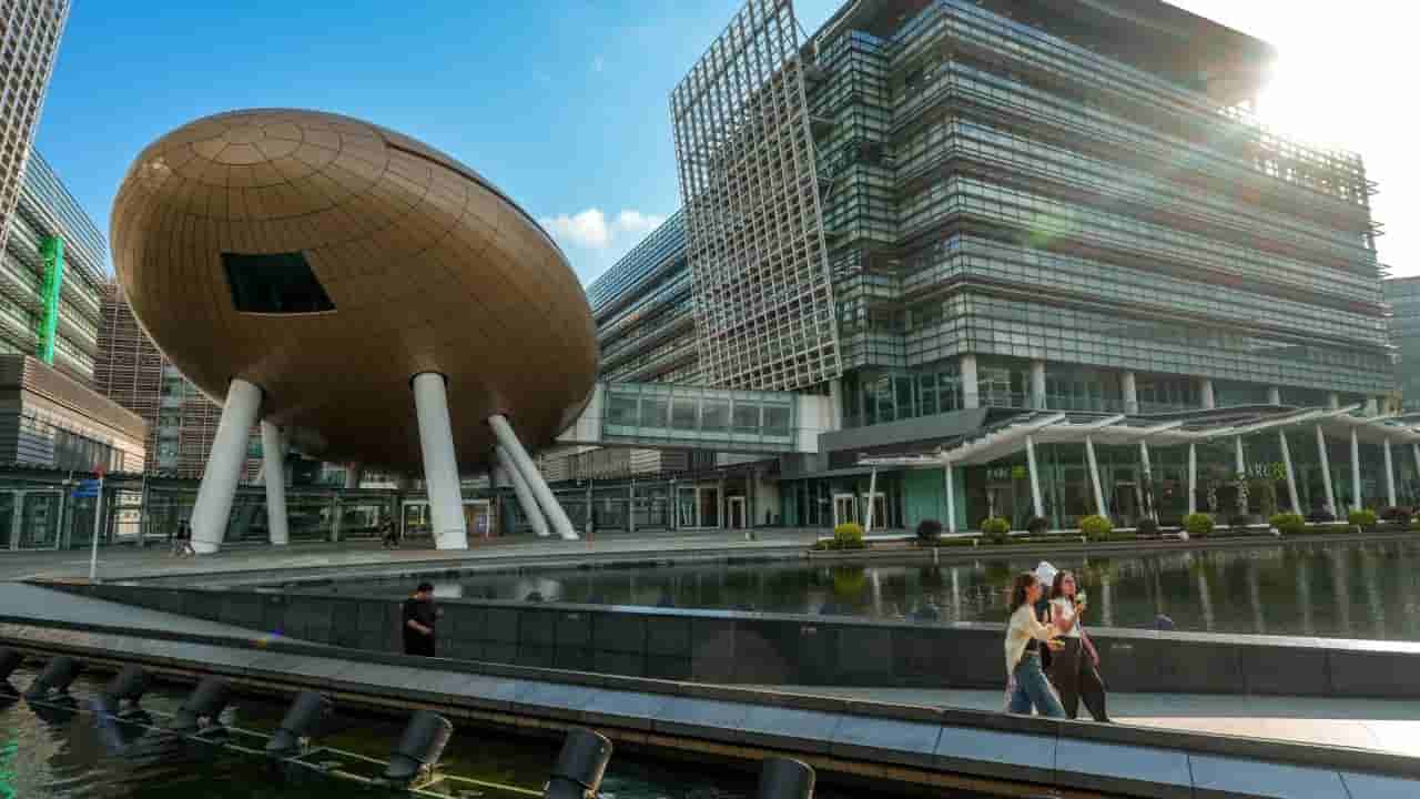 Hong Kong tech chief sets June deadline for Hetao cross-border talent flow