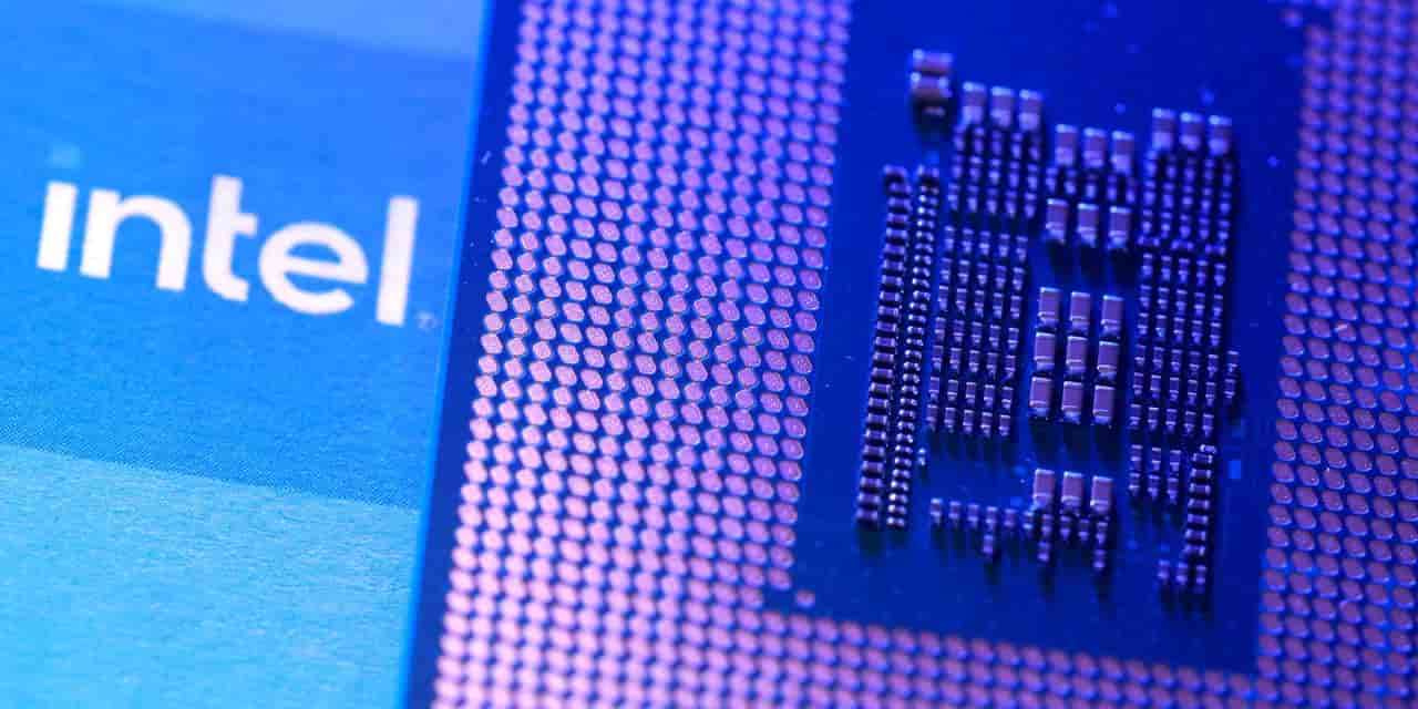 Intel CEO says White House won't meddle in business after stake