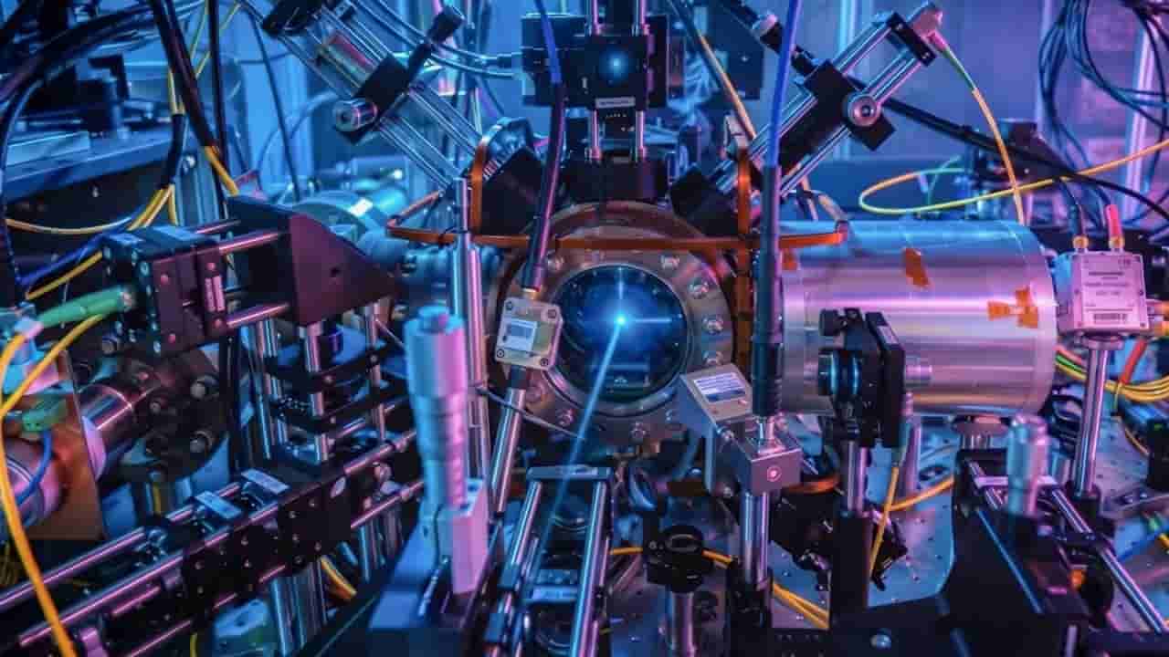 Singapore team builds world's most accurate atomic clock