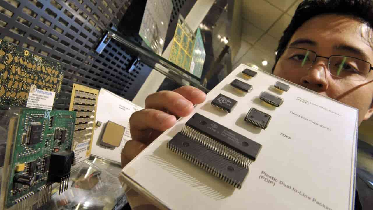 Philippines aims for global semiconductor leadership by 2030