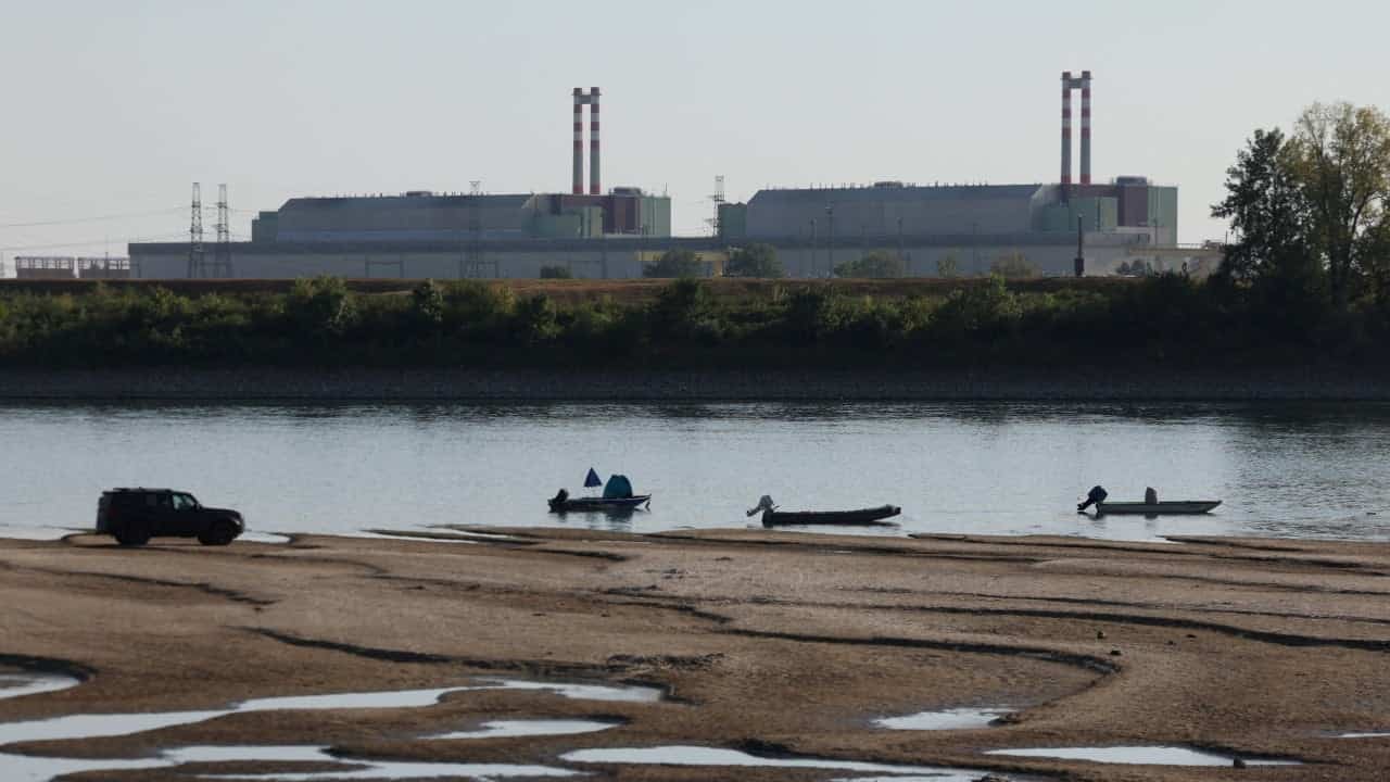 Hungary nuclear plant shutdown looms amid heatwave and low Danube levels