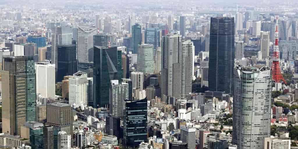 Japan to raise income requirements for skilled foreign professionals
